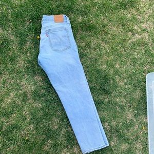 Levis wedgie jeans size 29